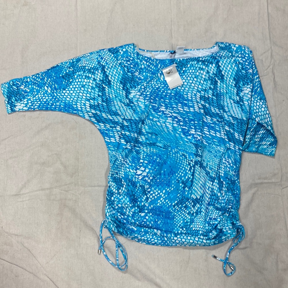 NWT Dolman Sleeve Adjustable Sides Snakeskin Cover Up